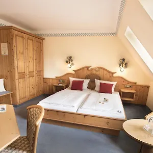 Akzent Krone 3* Helmstadt