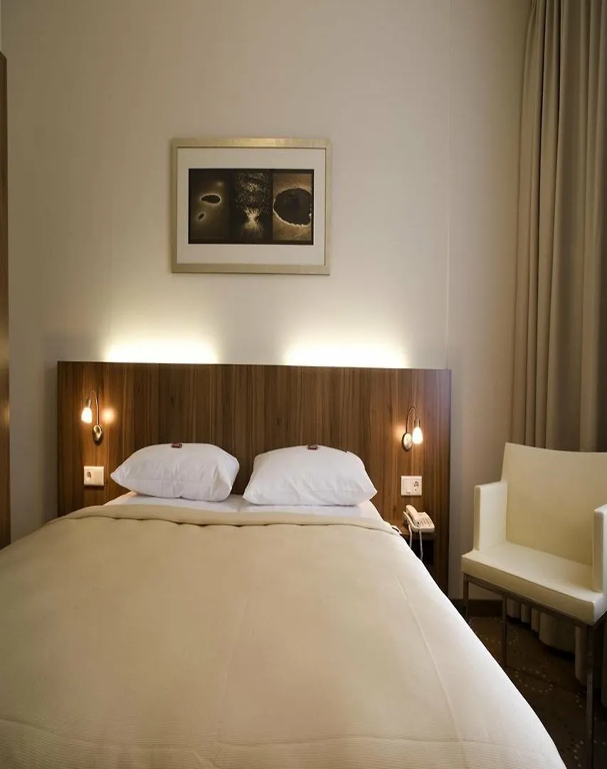 B&B Hotel Berlin City-Ost