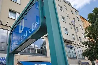 B&B Hotel Berlin City-Ost